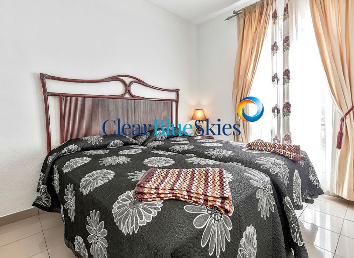 Image No.14-3 Bed House for sale