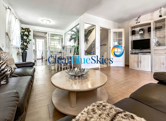 Image No.3-3 Bed House for sale