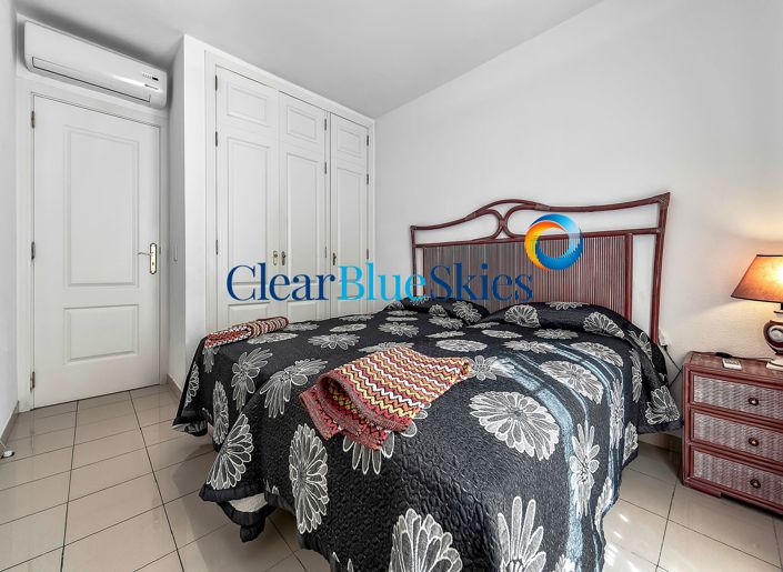 Image No.30-3 Bed House for sale