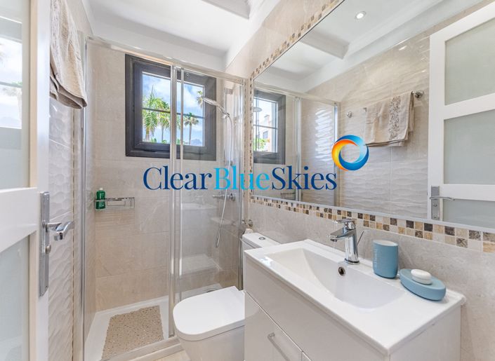 Image No.11-3 Bed Townhouse for sale