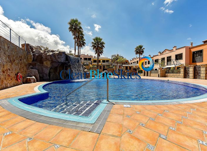 Image No.13-3 Bed Townhouse for sale