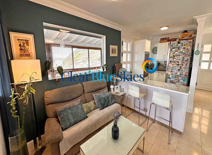 Image No.7-4 Bed Townhouse for sale