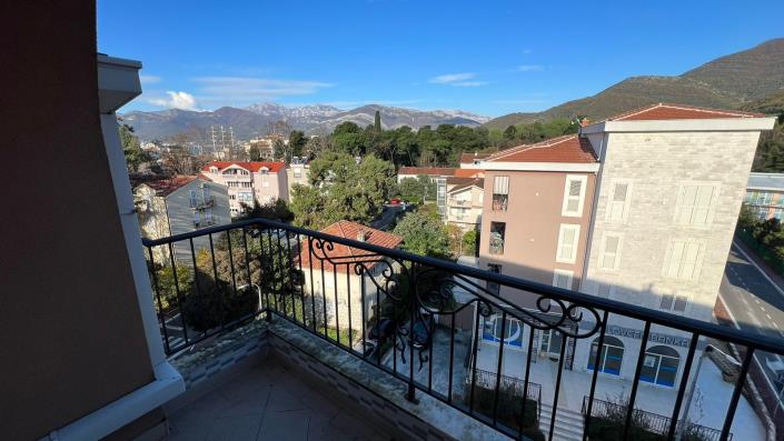 Image No.20-1 Bed Apartment for sale