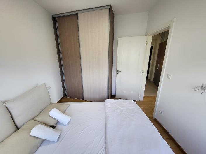 Image No.10-1 Bed Apartment for sale