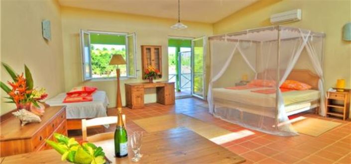 Image No.2-12 Bed Property for sale