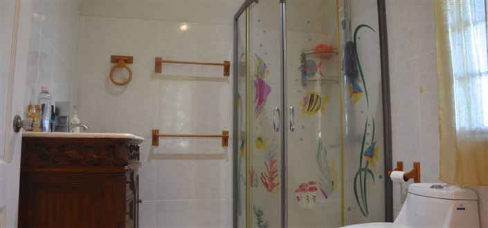 Image No.8-3 Bed Property for sale