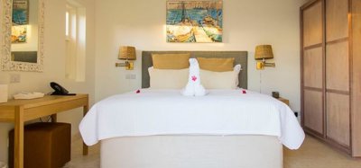 The Liming Luxury Beachfront Cottage 1 Bed Image 6