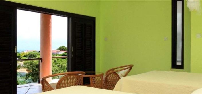 Image No.3-8 Bed Property for sale