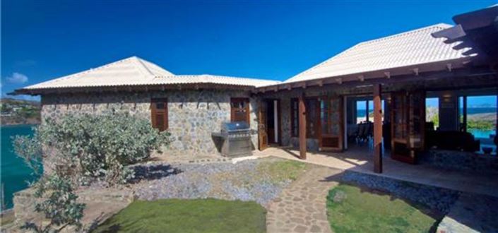 Image No.10-7 Bed Property for sale