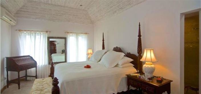 Image No.4-7 Bed Property for sale