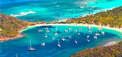 1 - Mayreau, Property