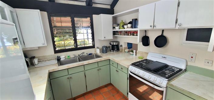 Image No.6-3 Bed Property for sale