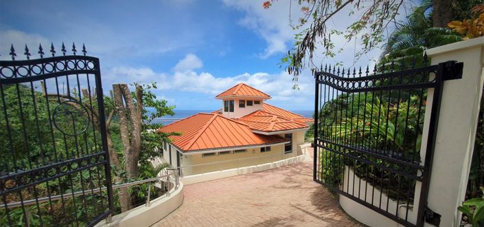 Image No.2-6 Bed Property for sale