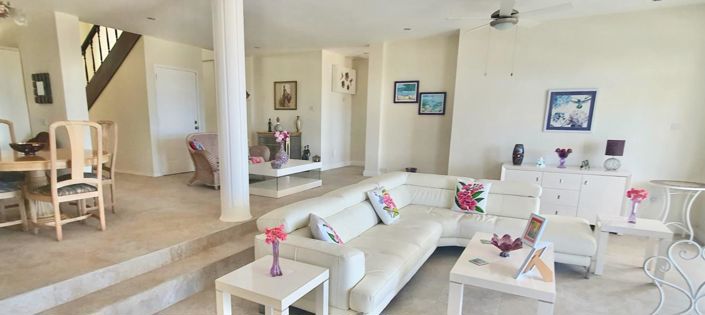 Image No.2-5 Bed Property for sale