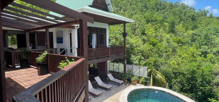 Image No.8-6 Bed Property for sale