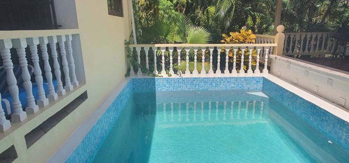 Image No.10-3 Bed Property for sale