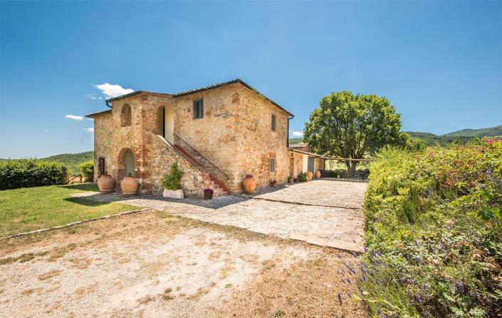 Image No.3-4 Bed Farmhouse for sale