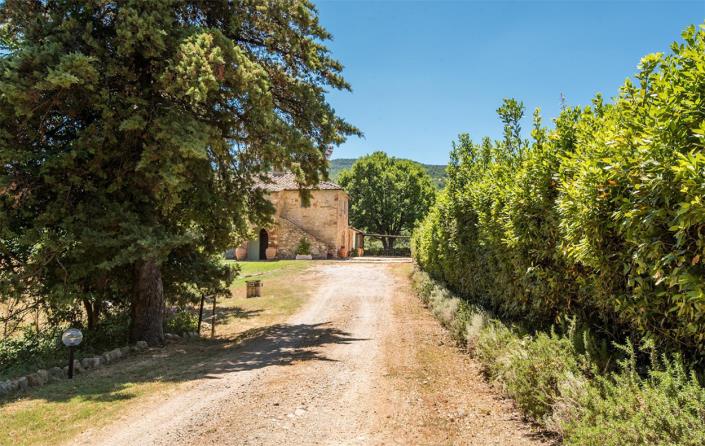 Image No.4-4 Bed Farmhouse for sale