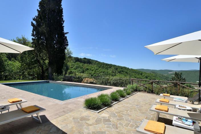 Image No.9-3 Bed Farmhouse for sale