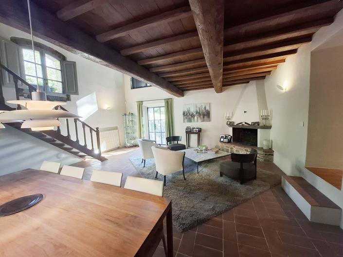 Image No.21-7 Bed Farmhouse for sale