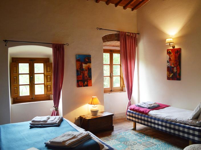 Image No.37-7 Bed Farmhouse for sale