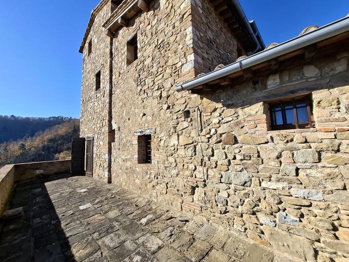 Image No.6-7 Bed Farmhouse for sale