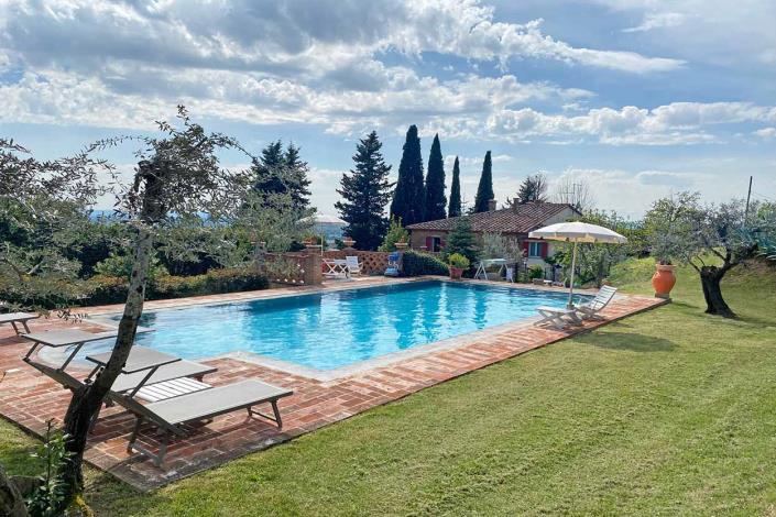 Image No.4-4 Bed Country House for sale