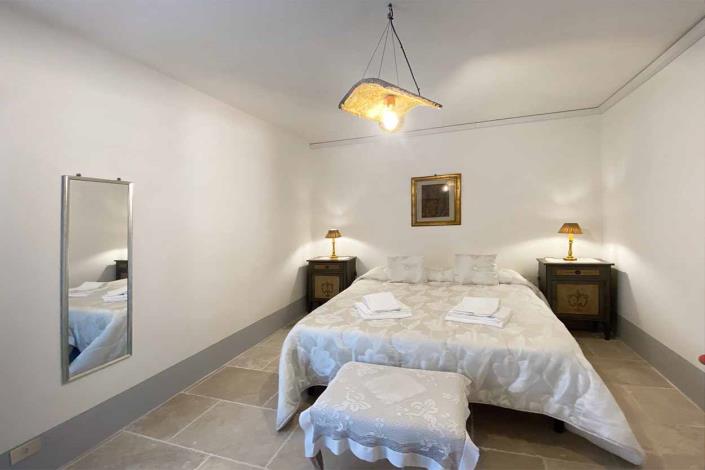 Image No.22-4 Bed Country House for sale