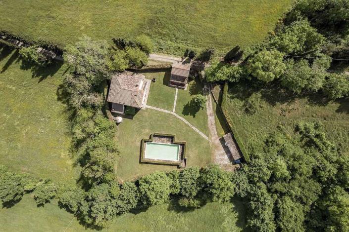 Image No.2-5 Bed Farmhouse for sale