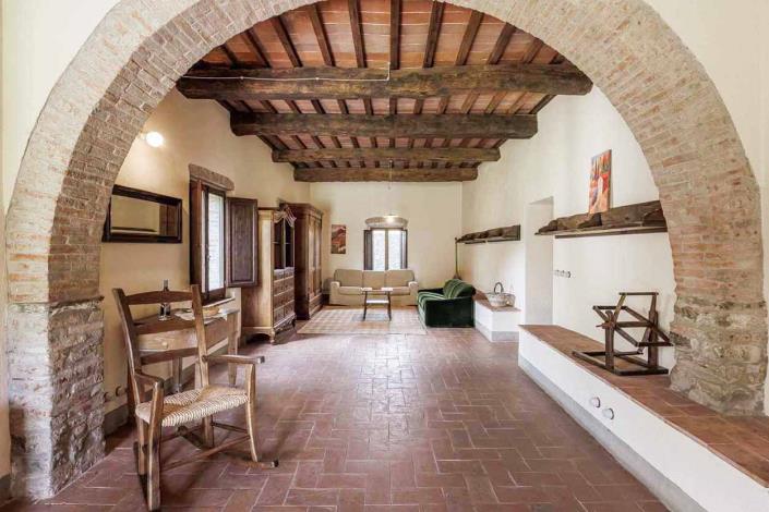 Image No.14-5 Bed Farmhouse for sale