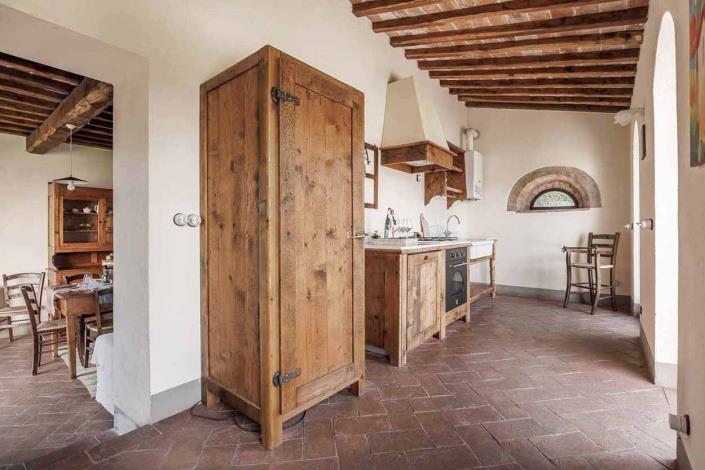 Image No.20-5 Bed Farmhouse for sale