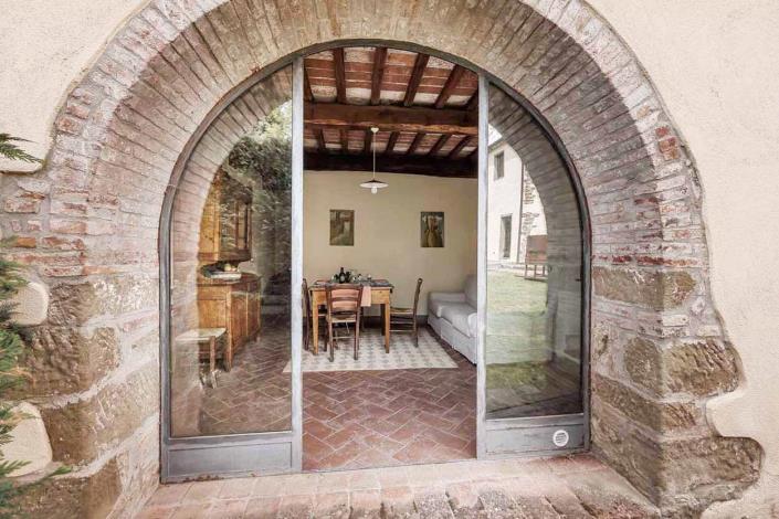 Image No.22-5 Bed Farmhouse for sale