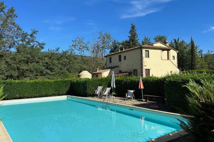 Image No.33-5 Bed Farmhouse for sale