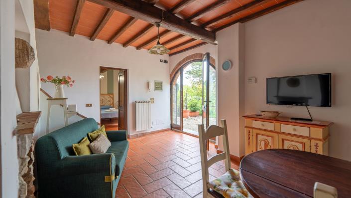 Image No.26-7 Bed Farmhouse for sale