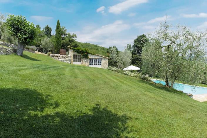 Image No.12-4 Bed Country House for sale