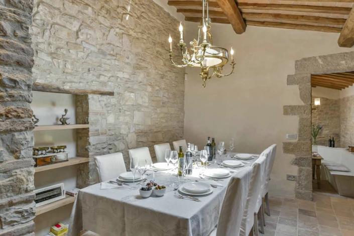 Image No.22-4 Bed Country House for sale