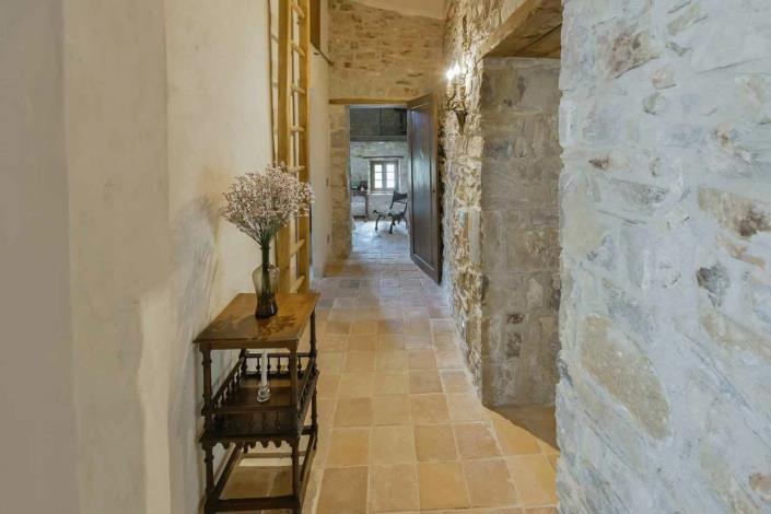 Image No.28-4 Bed Country House for sale