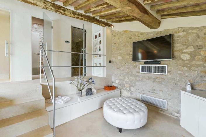 Image No.46-4 Bed Country House for sale