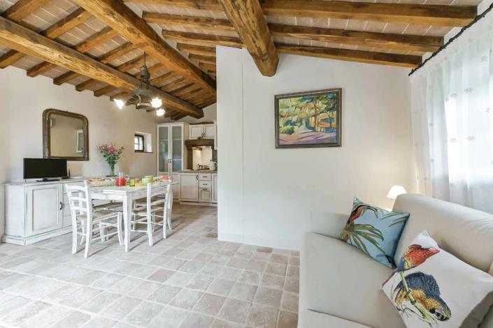 Image No.51-4 Bed Country House for sale