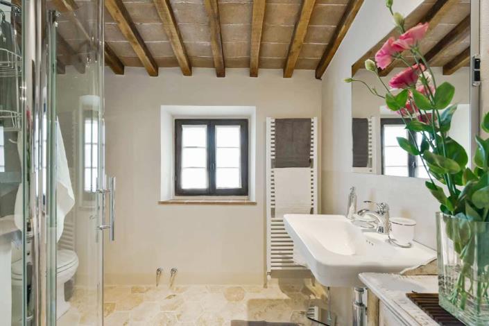 Image No.54-4 Bed Country House for sale