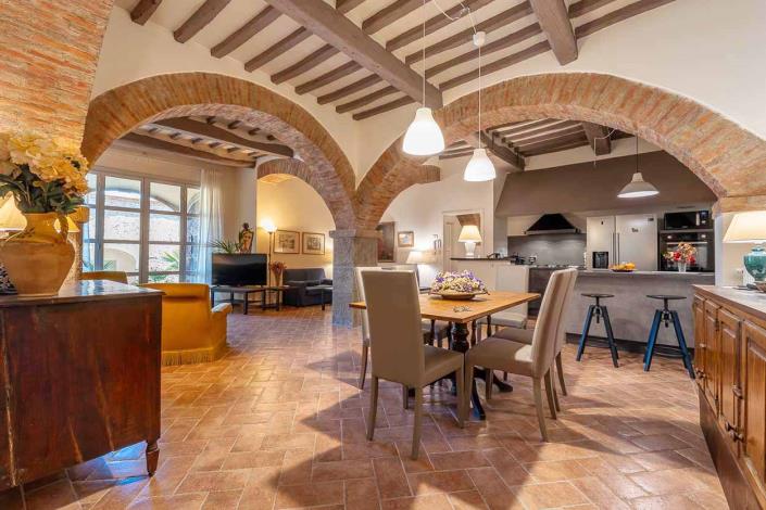 Image No.11-3 Bed Apartment for sale