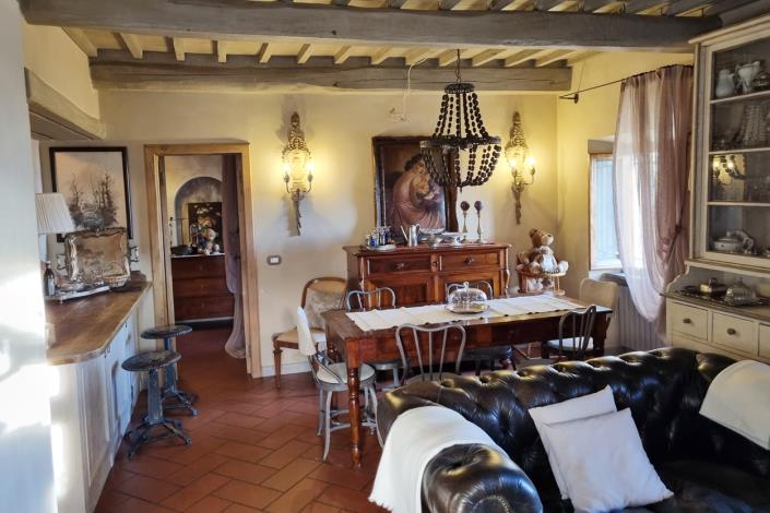 Image No.13-2 Bed Semi-Detached for sale