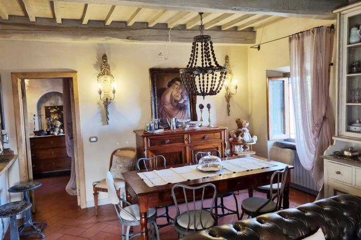 Image No.14-2 Bed Semi-Detached for sale