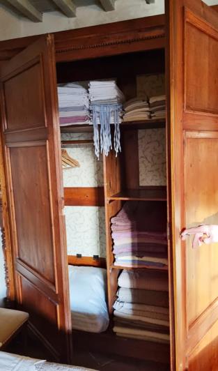 Image No.42-2 Bed Semi-Detached for sale