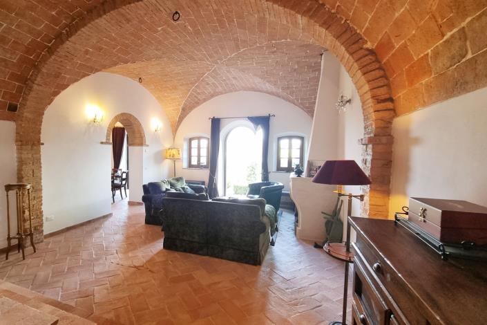 Image No.24-2 Bed Apartment for sale