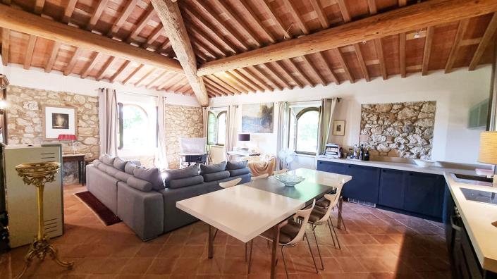 Image No.16-2 Bed Apartment for sale