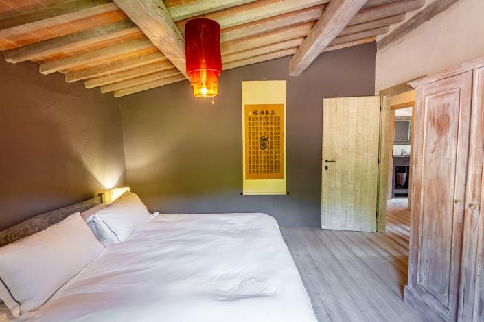 Image No.48-5 Bed Villa for sale