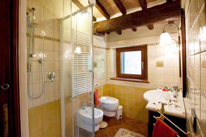 Image No.24-5 Bed Farmhouse for sale