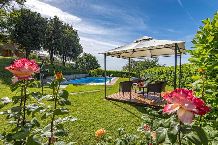 Image No.11-4 Bed Country House for sale