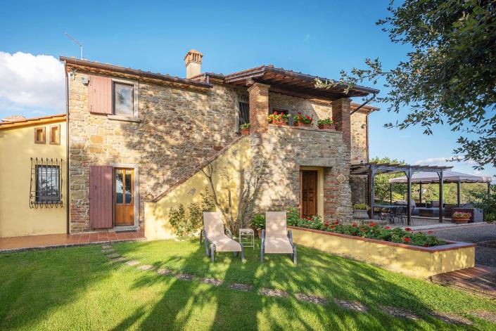 Image No.15-4 Bed Country House for sale